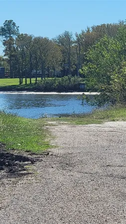 $1,795 | 12018 Sandpiper Road, Angleton, TX 77515