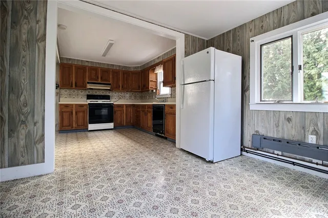 $349,000 | 75 Tomaquag Road, Hopkinton, RI 02808