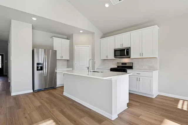 $382,769 | 2224 Mustang Way, Seagoville, TX 75159