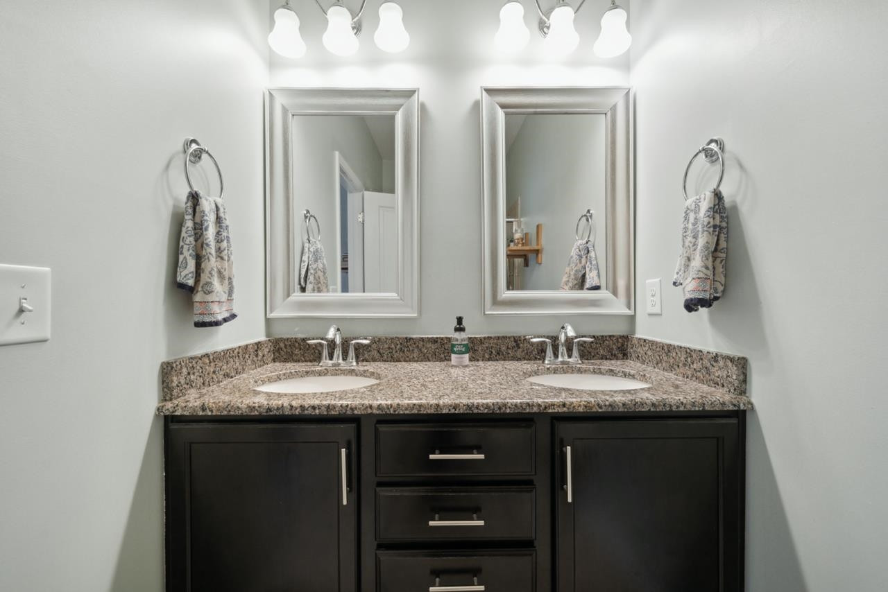 1617 Crafton Way Raleigh, NC 27607 - Photo 21 of 31 Photo 21