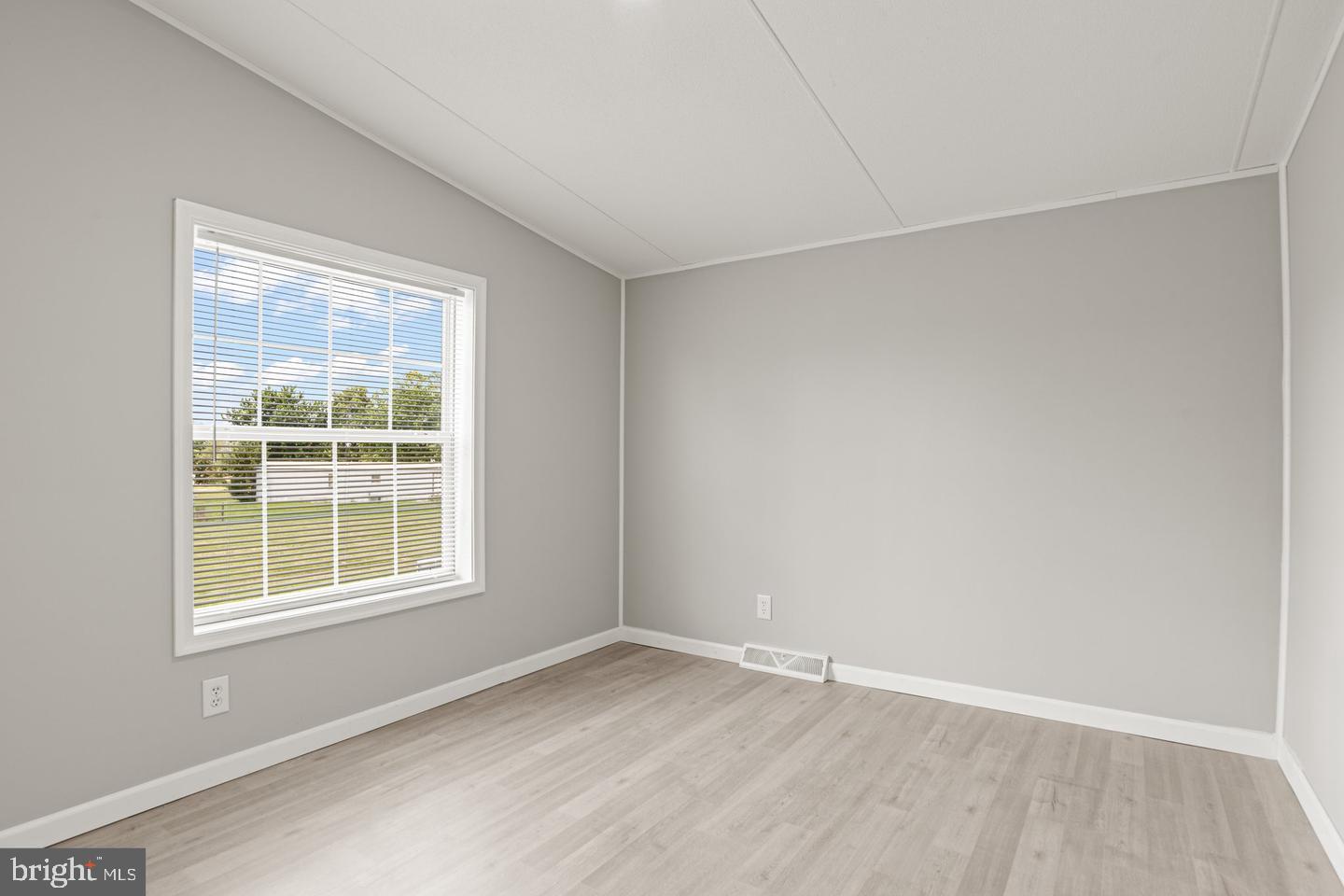 300 Dean Street Elizabethtown, PA 17022 - Photo 16 of 32 Bedroom 1