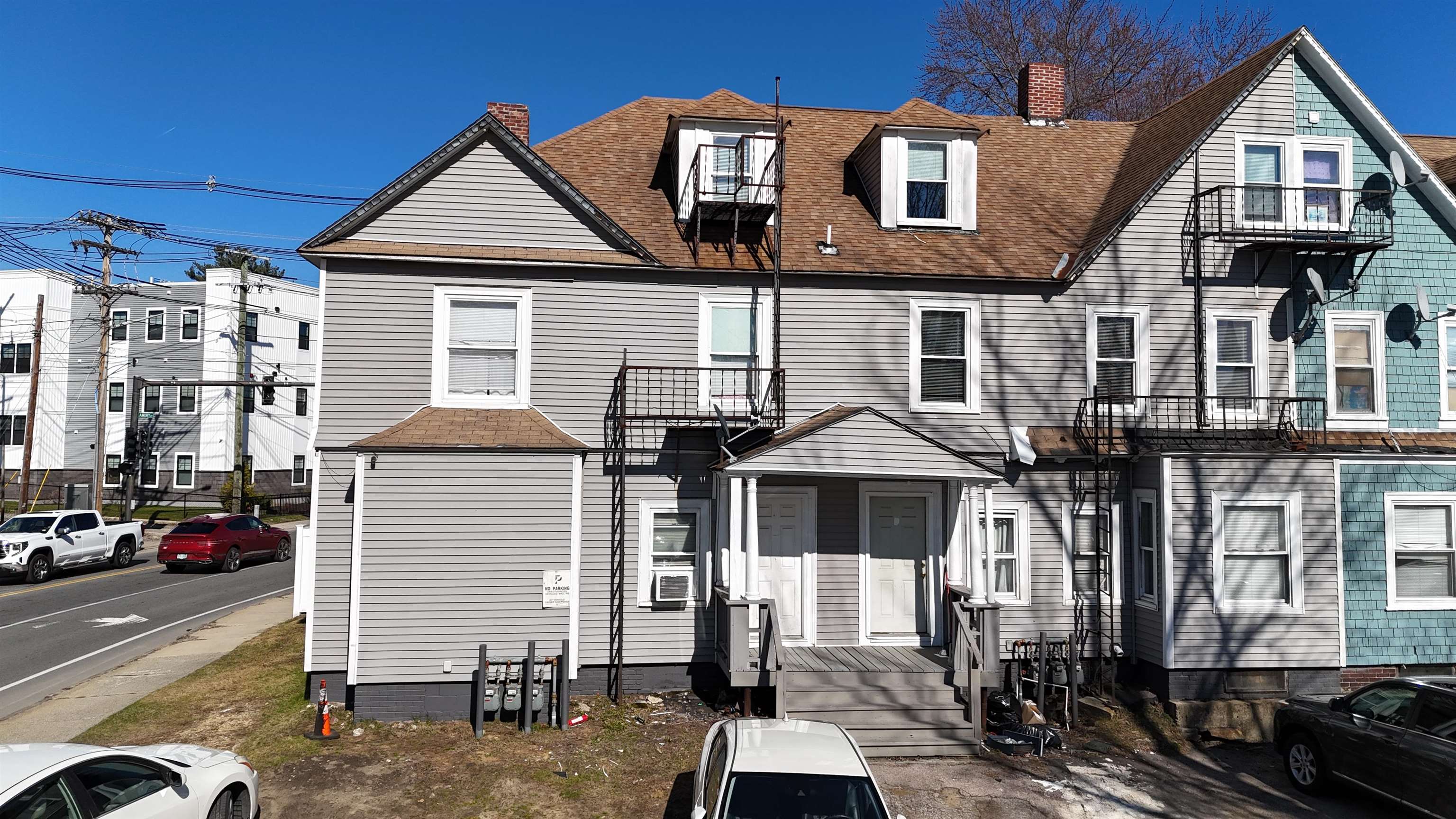 3 Amory Street Nashua, NH 03060 - Photo 2 of 19