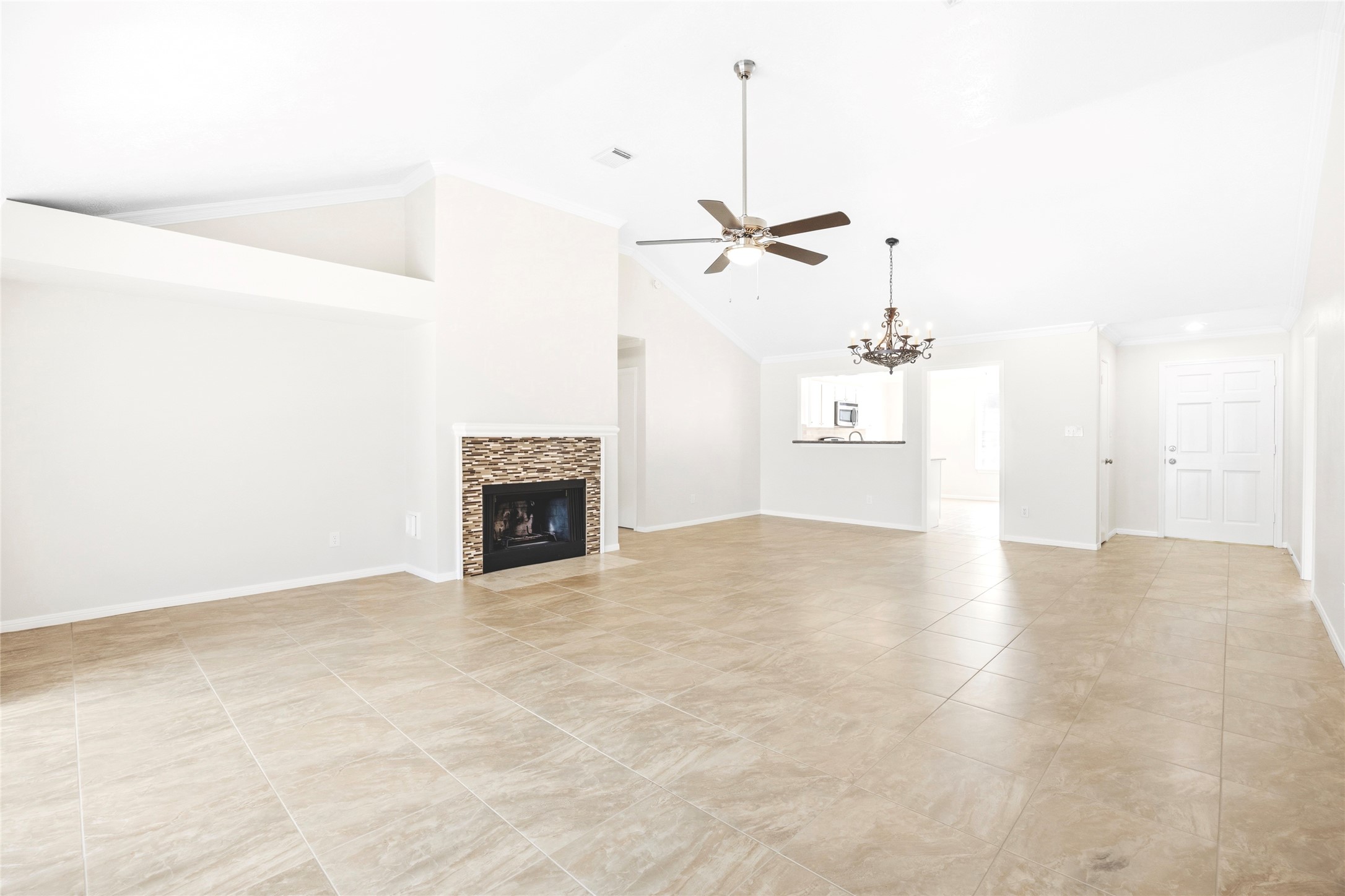 11014 Rippling Fields Court Houston, TX 77064 - Photo 8 of 37