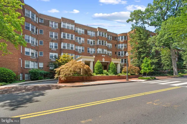 $335,000 | 2500 Q Street Northwest, Unit 706, Washington, DC 20007