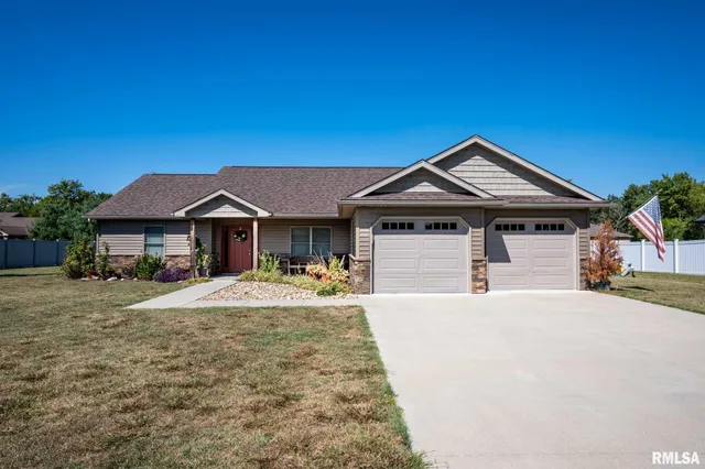 $336,900 | 1205 Wildflower Lane, Herrin, IL 62948