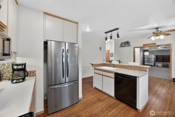 $620,000 | 654 East Oak Tree Circle, Sequim, WA 98382