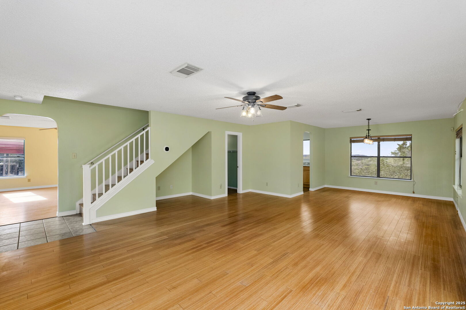 178 Timber Hill Pipe Creek, TX 78063 - Photo 15 of 47