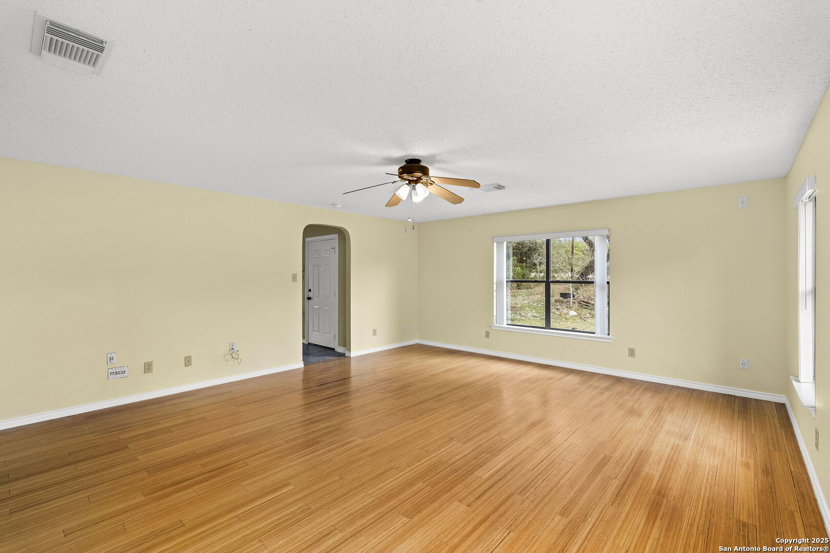 178 Timber Hill Pipe Creek, TX 78063 - Photo 20 of 47