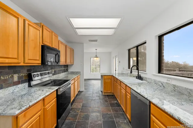 $490,000 | 178 Timber Hill, Pipe Creek, TX 78063