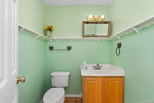 $490,000 | 178 Timber Hill, Pipe Creek, TX 78063