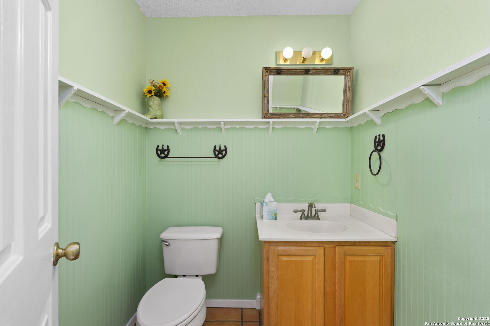 178 Timber Hill Pipe Creek, TX 78063 - Photo 27 of 47