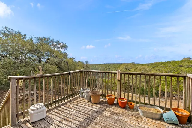 $490,000 | 178 Timber Hill, Pipe Creek, TX 78063