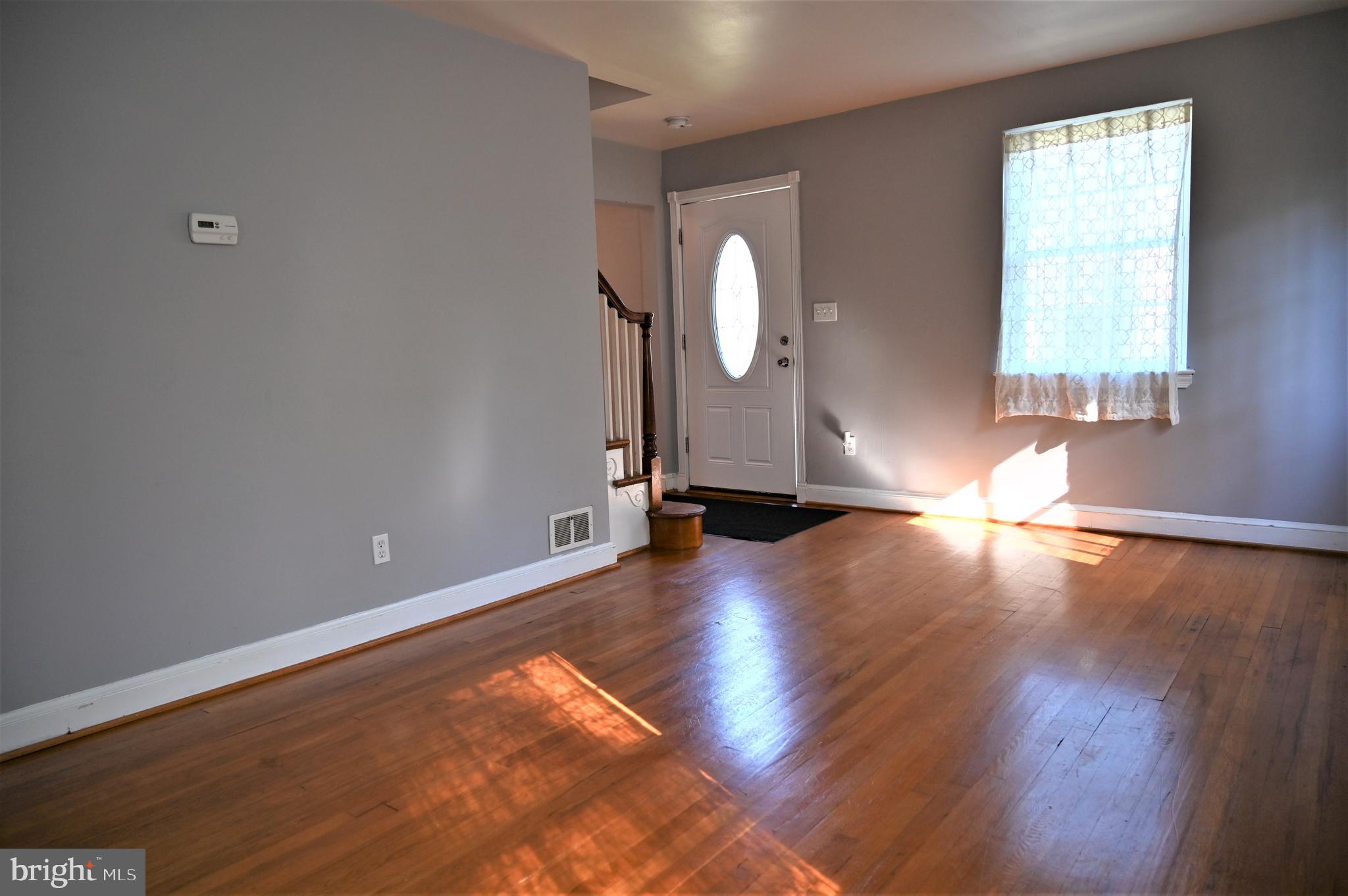 9908 Sidney Road Silver Spring, MD 20901 - Photo 21 of 59 Living Room