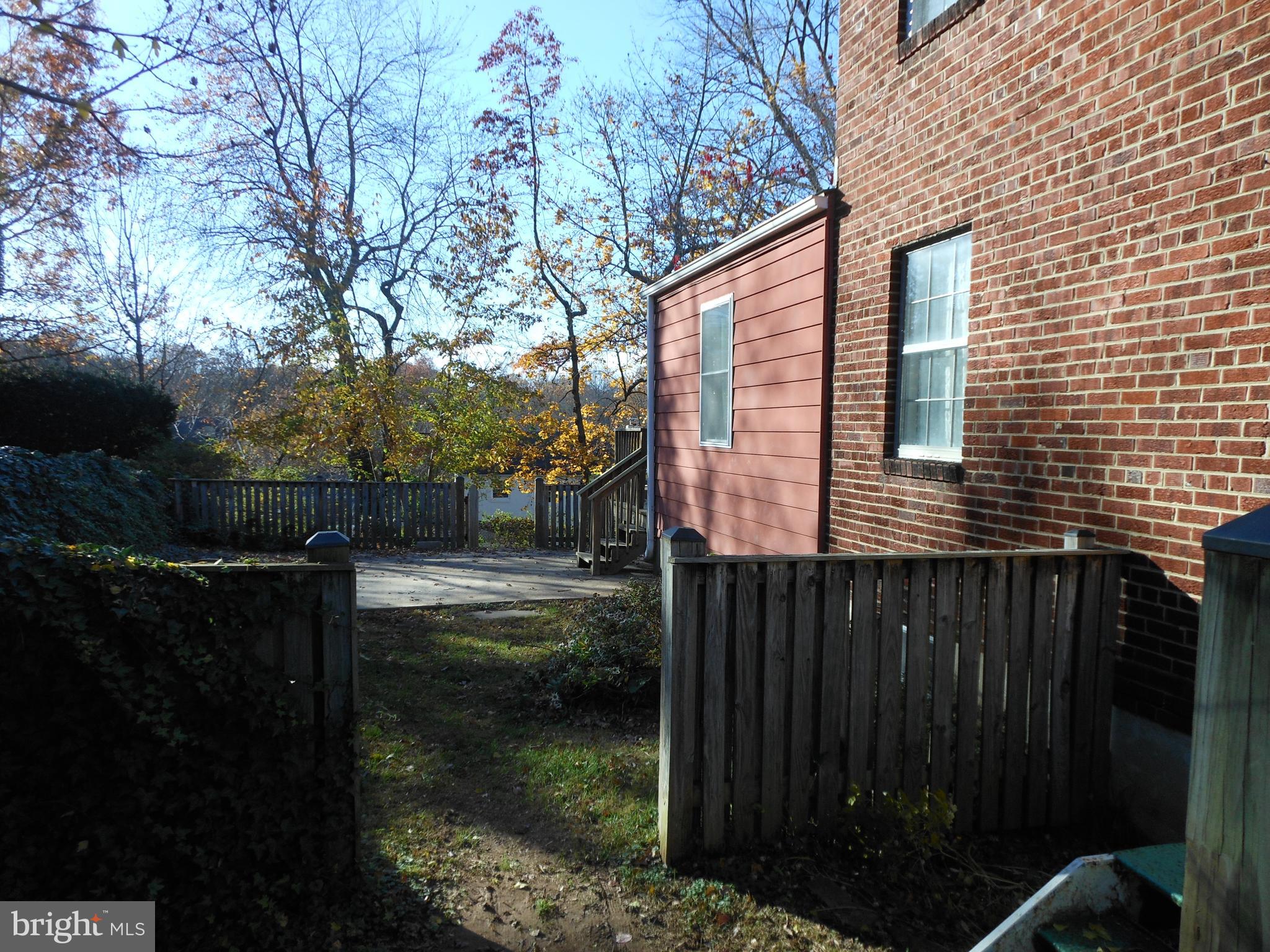 9908 Sidney Road Silver Spring, MD 20901 - Photo 6 of 59