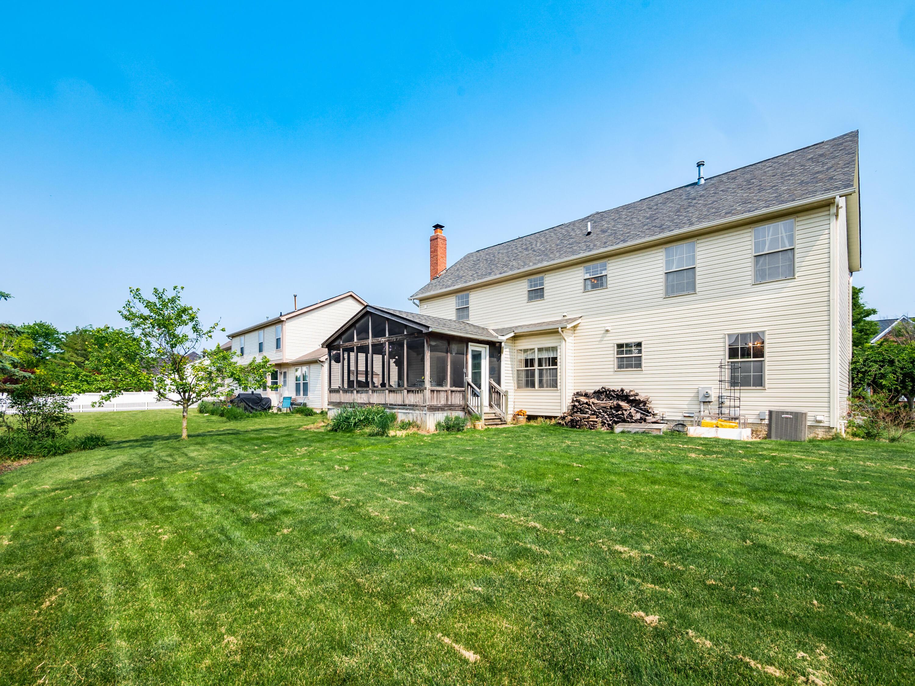 5481 Fox Hill Road Hilliard, OH 43026 - Photo 35 of 36 N_5481_Foxhill080-2