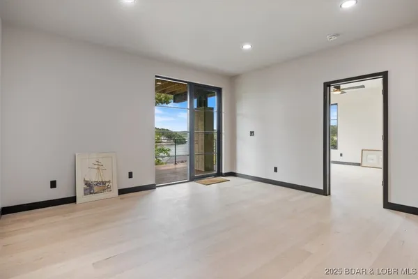 $1,525,000 | 85 Sylvan Views Avenue, Linn Creek, MO 65052