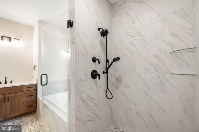 $939,900 | 7329 Riley Road, Warrenton, VA 20187