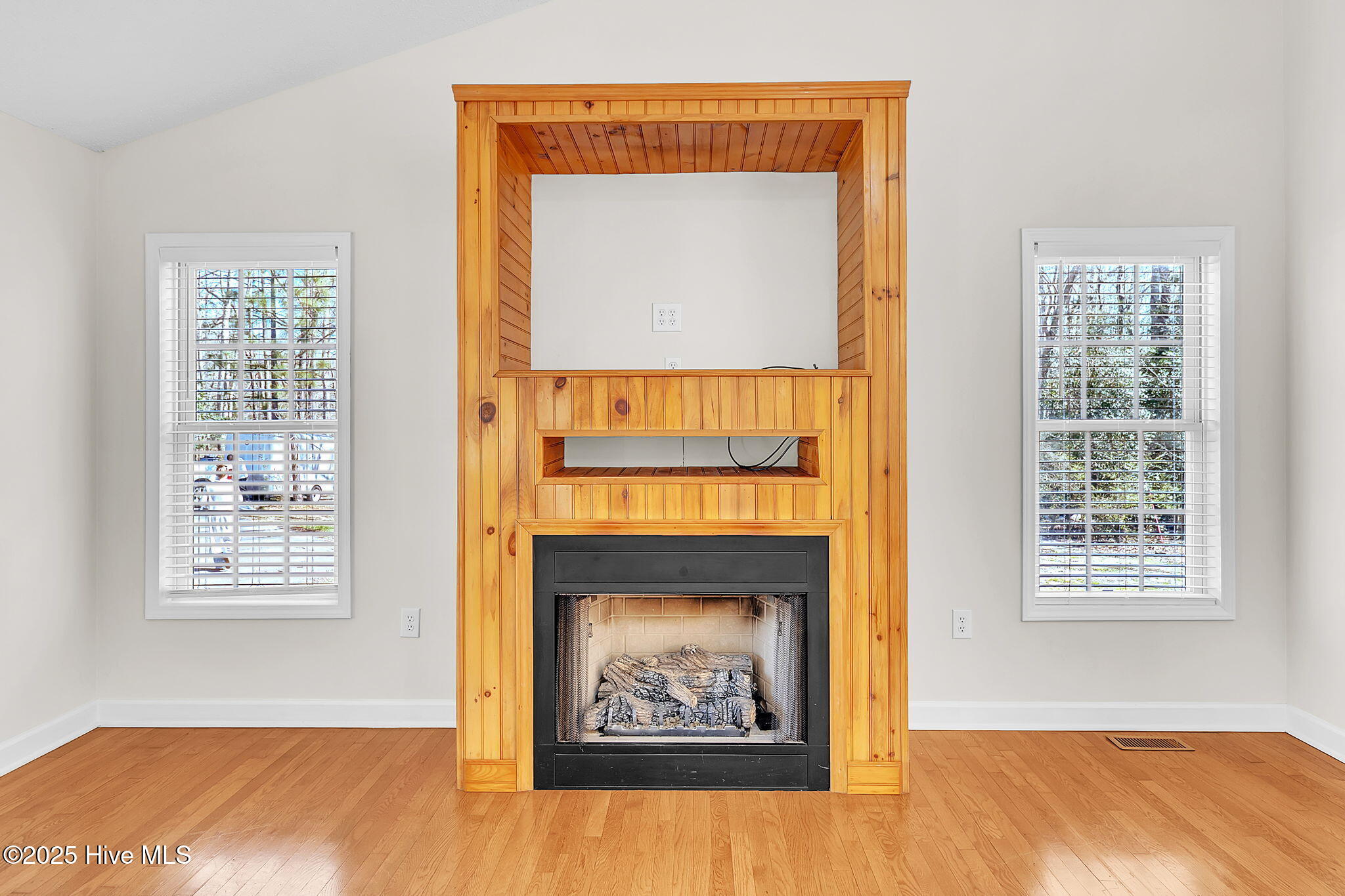 280 Monroe Road Cameron, NC 28326 - Photo 8 of 29 12-web-or-mls-2B5A2800