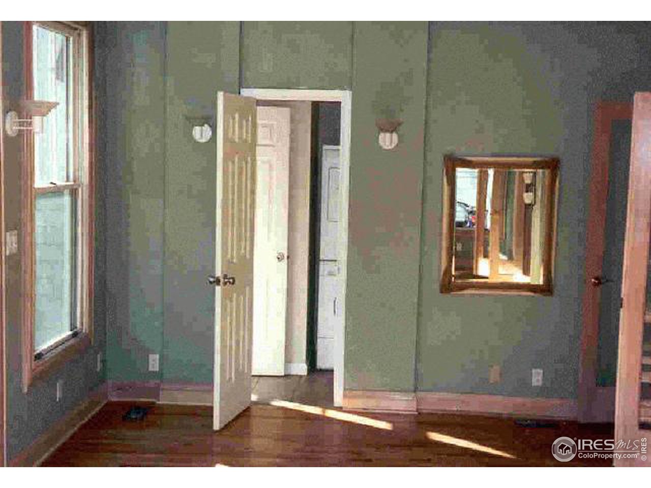 826 Maxwell Avenue Boulder, CO 80304 - Photo 4 of 6 a view of a door