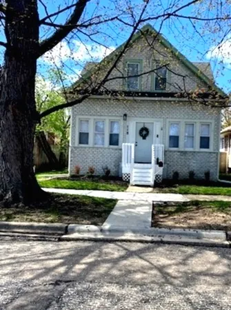 $257,027 | 118 Fulton Avenue, Waukegan, IL 60085