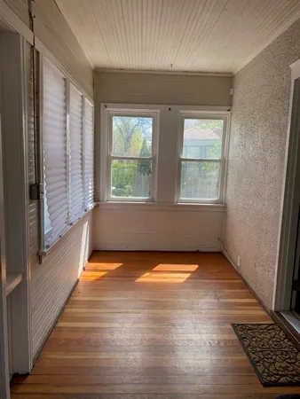 $257,027 | 118 Fulton Avenue, Waukegan, IL 60085