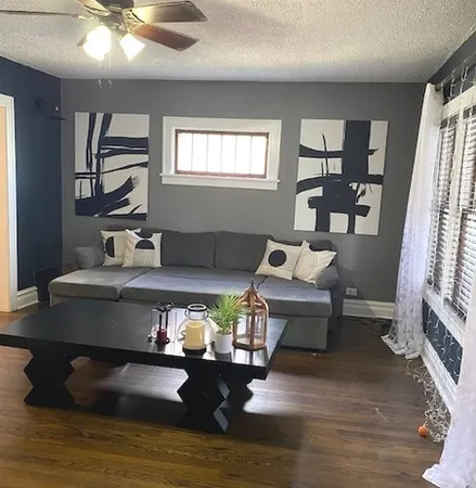 $257,027 | 118 Fulton Avenue, Waukegan, IL 60085