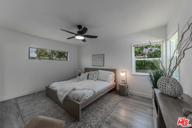 $5,400 | 3914 Somerset Drive, Los Angeles, CA 90008