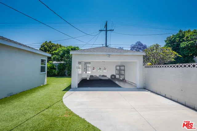 $5,400 | 3914 Somerset Drive, Los Angeles, CA 90008