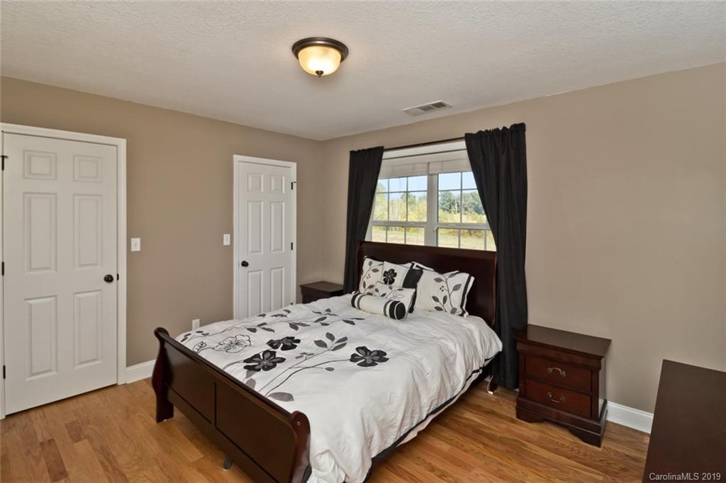 390 Huey Road Marshall, NC 28753 - Photo 23 of 47 Gallery Image 23