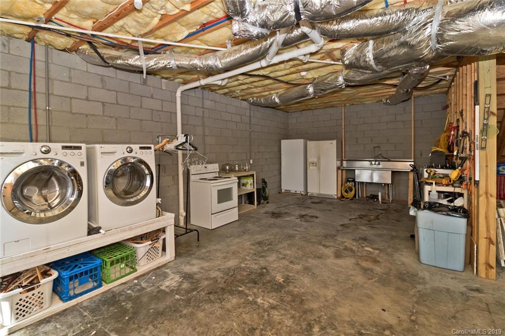 390 Huey Road Marshall, NC 28753 - Photo 28 of 47 Gallery Image 28
