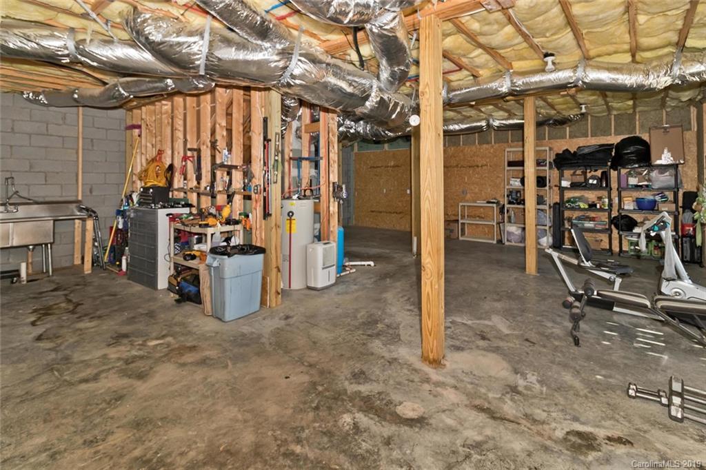390 Huey Road Marshall, NC 28753 - Photo 29 of 47 Gallery Image 29