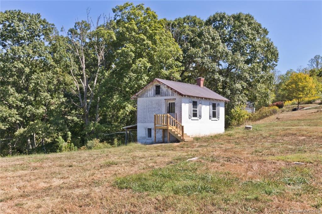 390 Huey Road Marshall, NC 28753 - Photo 34 of 47 Gallery Image 34