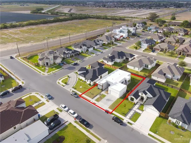 $2,500 | 2208 Providence Avenue, McAllen, TX 78504