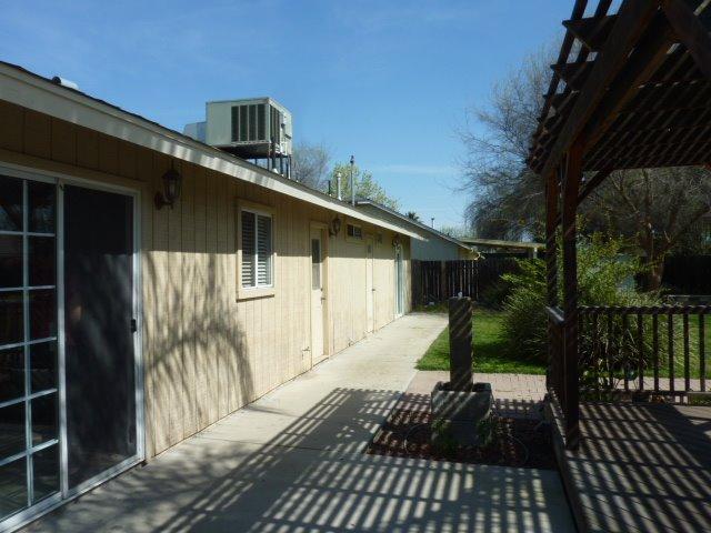 267 West Stanley Avenue Reedley, CA 93654 - Photo 27 of 37 Gallery Image 27