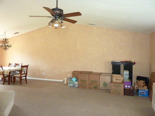 267 West Stanley Avenue Reedley, CA 93654 - Photo 4 of 37 Gallery Image 4