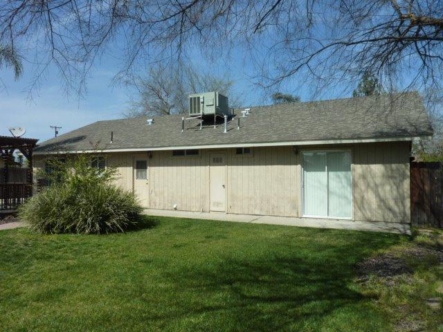 267 West Stanley Avenue Reedley, CA 93654 - Photo 34 of 37 Gallery Image 34