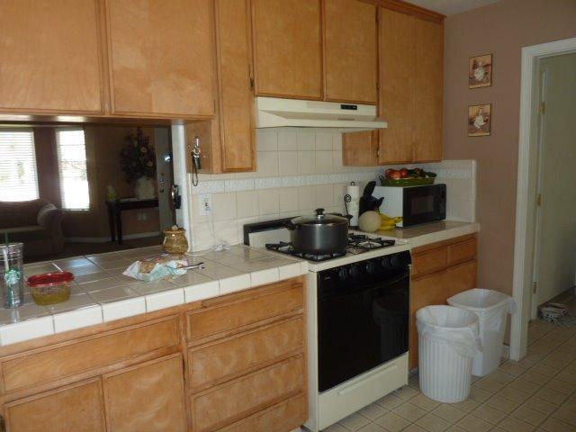 267 West Stanley Avenue Reedley, CA 93654 - Photo 9 of 37 Gallery Image 9
