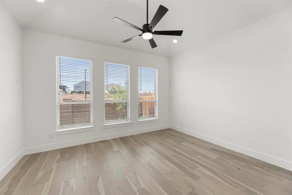 817 Meadow Spring Lane Anna, TX 75409 - Photo 19 of 34 Interior Image