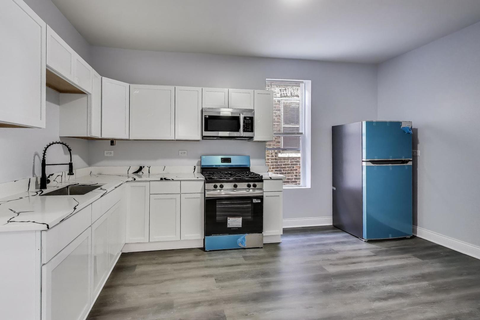 5716 South May Street Chicago, IL 60621 - Photo 29 of 35