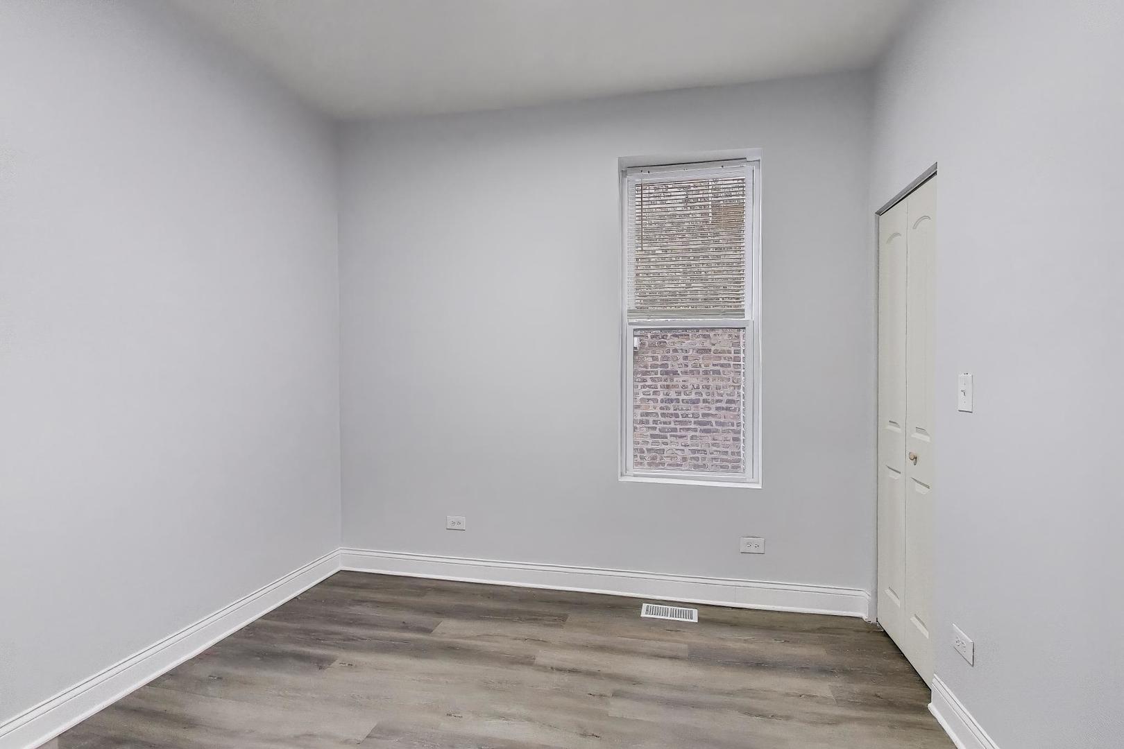 5716 South May Street Chicago, IL 60621 - Photo 30 of 35