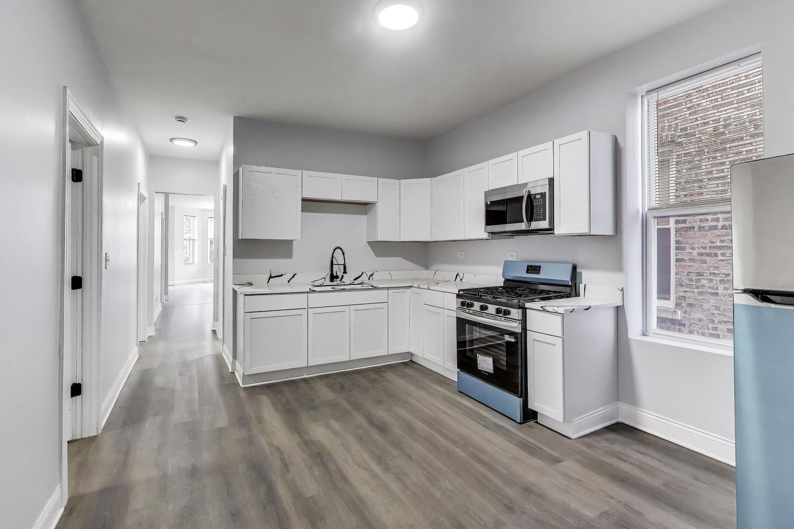 5716 South May Street Chicago, IL 60621 - Photo 8 of 35