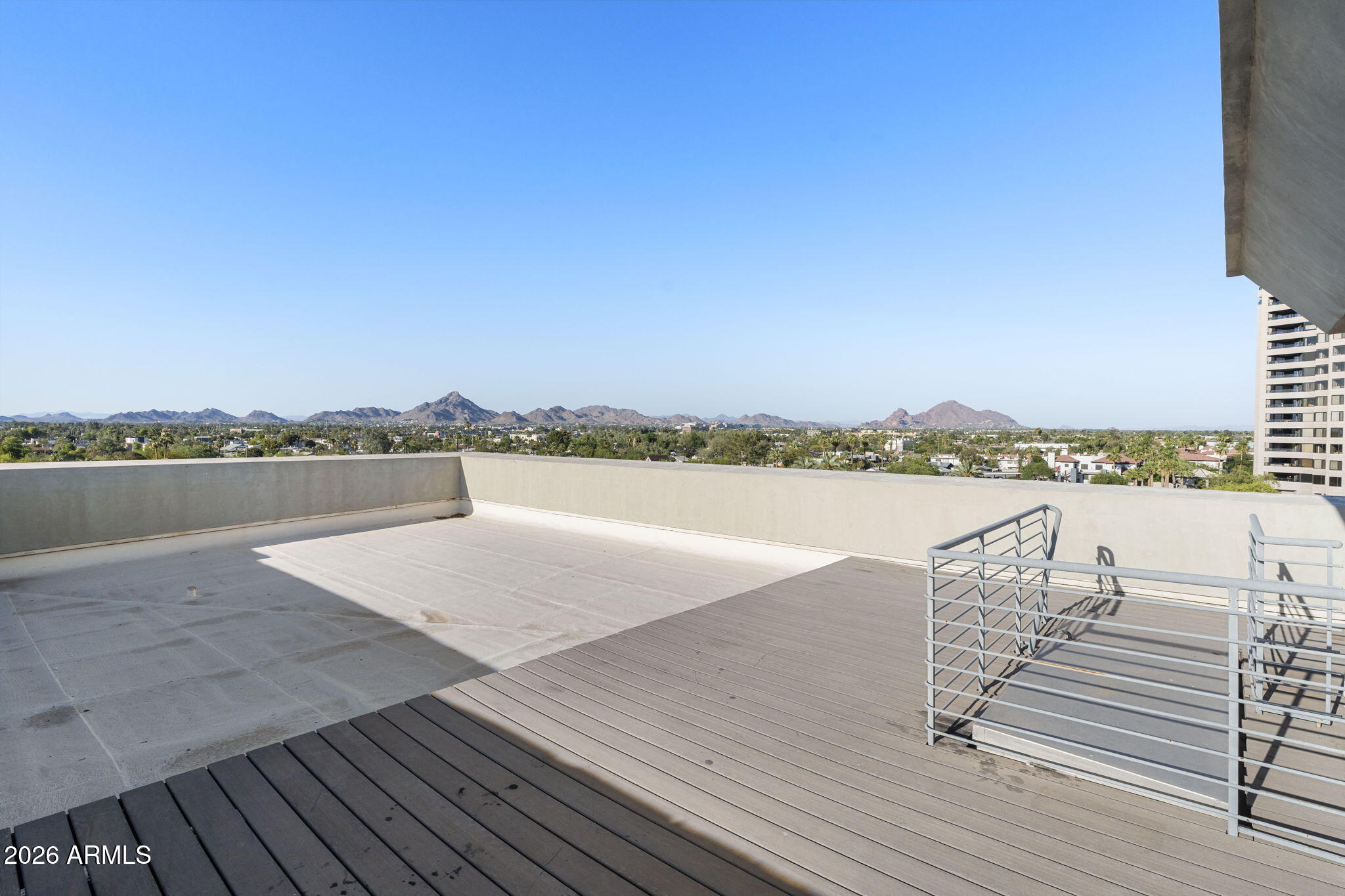 914 East Osborn Road, Unit 418 Phoenix, AZ 85014 - Photo 36 of 48 38-web-or-mls-914-e-osborn-rd-unit-418