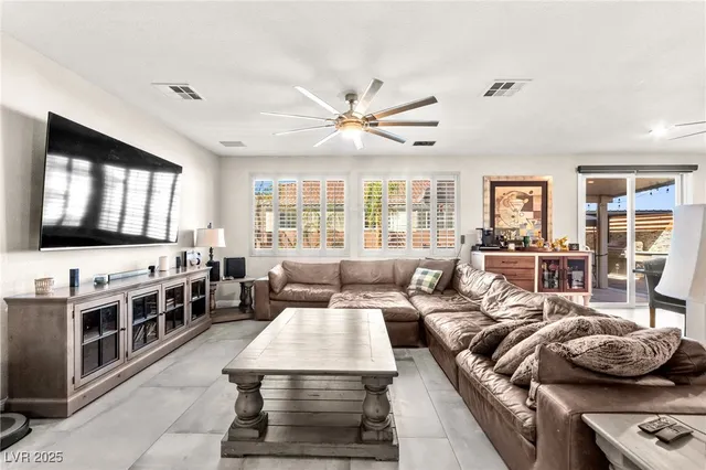 $799,999 | 96 Cricklewood Avenue, Henderson, NV 89002