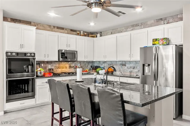 $799,999 | 96 Cricklewood Avenue, Henderson, NV 89002