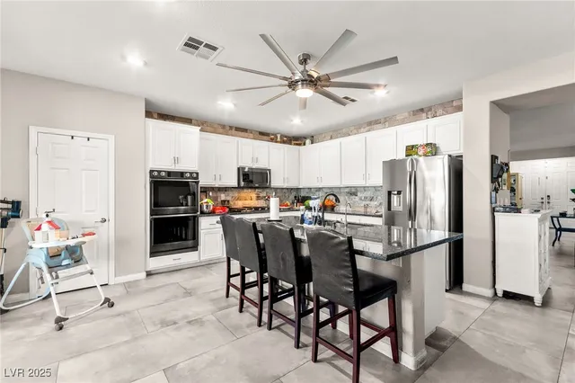 $799,999 | 96 Cricklewood Avenue, Henderson, NV 89002