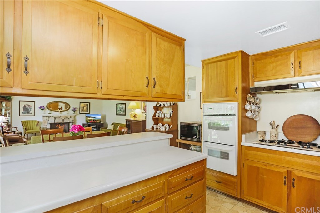 608 Joan Way Placentia, CA 92870 - Photo 14 of 26