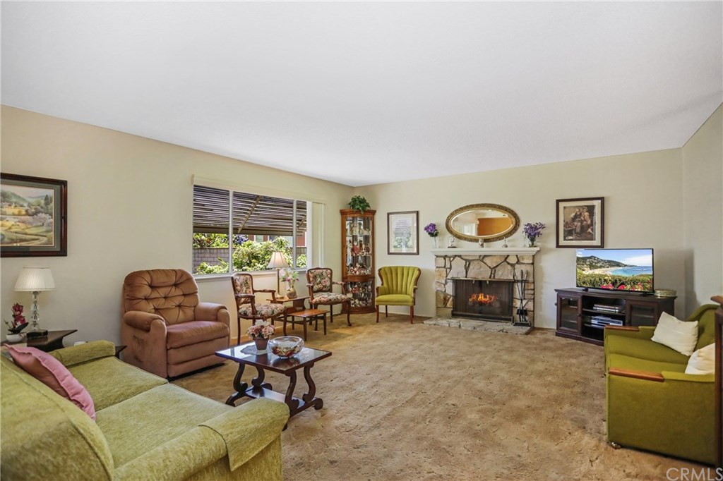 608 Joan Way Placentia, CA 92870 - Photo 6 of 26