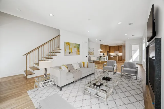 $1,175,000 | 5602 Ellsworth Avenue, Dallas, TX 75206