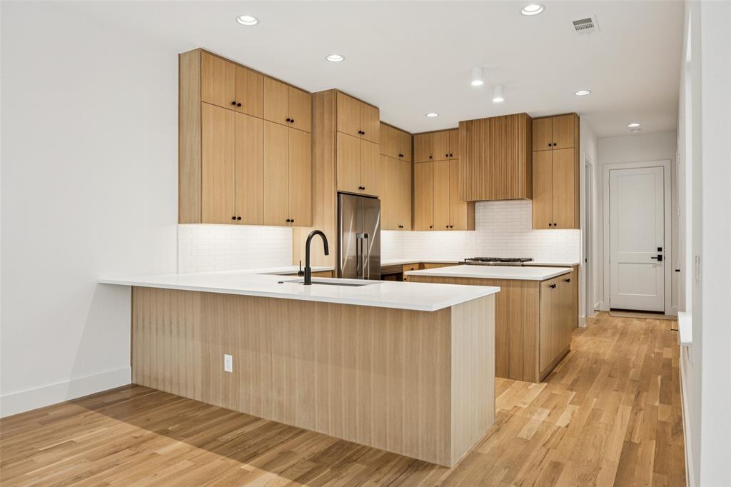 5602 Ellsworth Avenue Dallas, TX 75206 - Photo 5 of 30