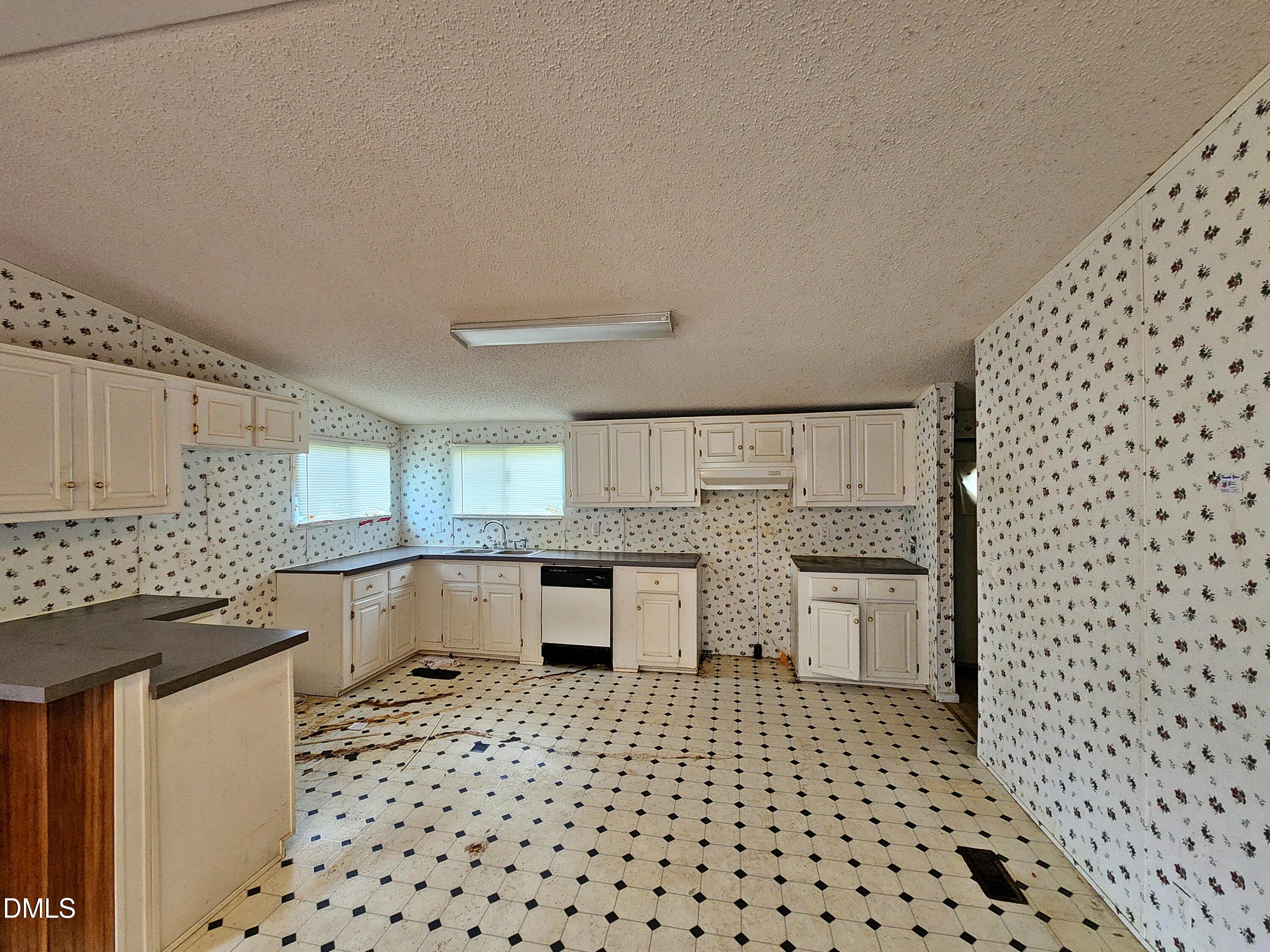 900 Whitley Road Middlesex, NC 27557 - Photo 26 of 31 20250915_094206
